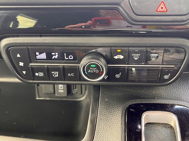 HONDA N BOX CUSTOM 2022