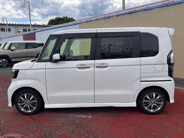 HONDA N BOX CUSTOM 2022