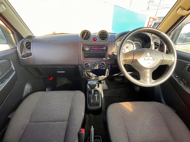 MITSUBISHI PAJERO MINI 2009