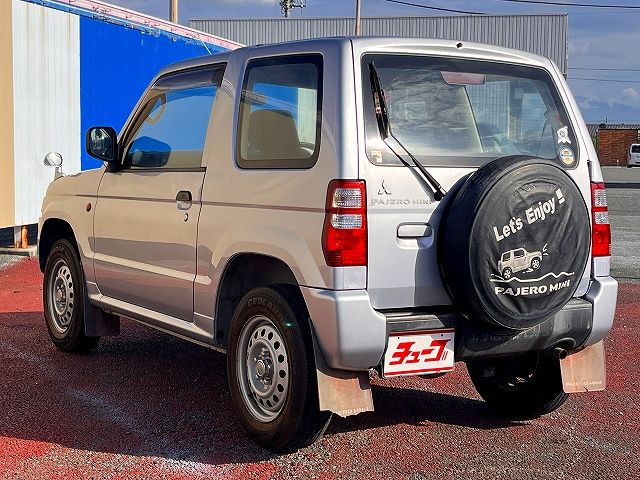 MITSUBISHI PAJERO MINI 2009