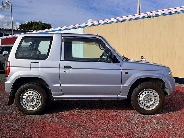 MITSUBISHI PAJERO MINI 2009