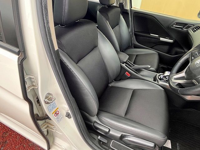 HONDA GRACE HYBRID 2014