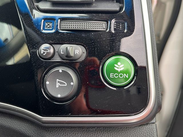 HONDA GRACE HYBRID 2014