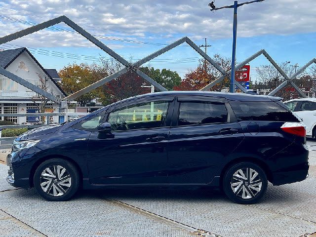 HONDA SHUTTLE HYBRID 2015