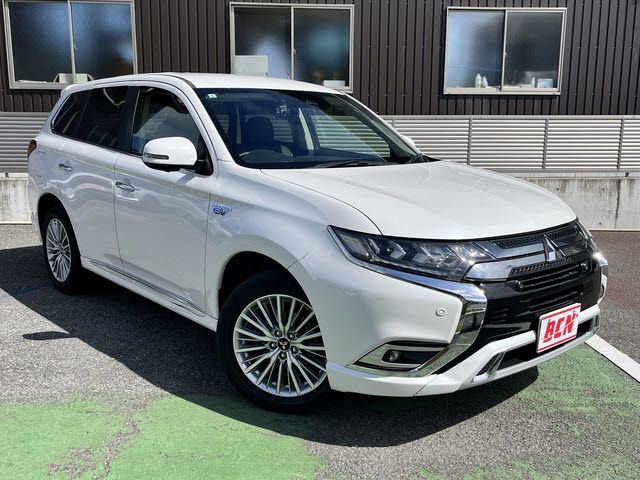 MITSUBISHI OUTLANDER PHEV 2019