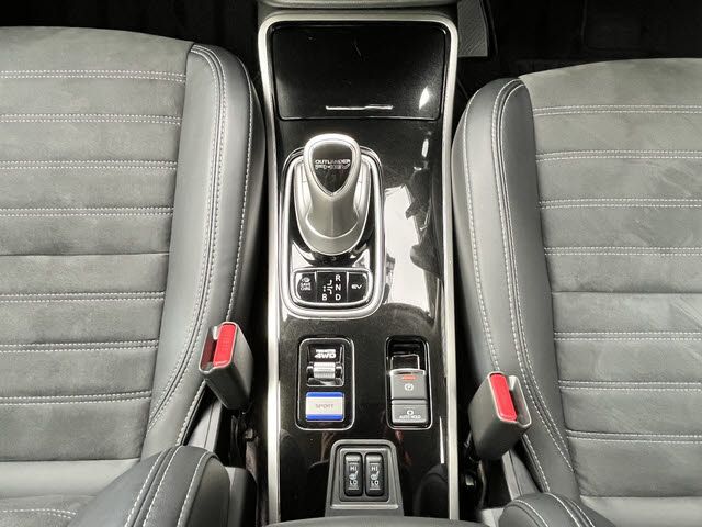 MITSUBISHI OUTLANDER PHEV 2019