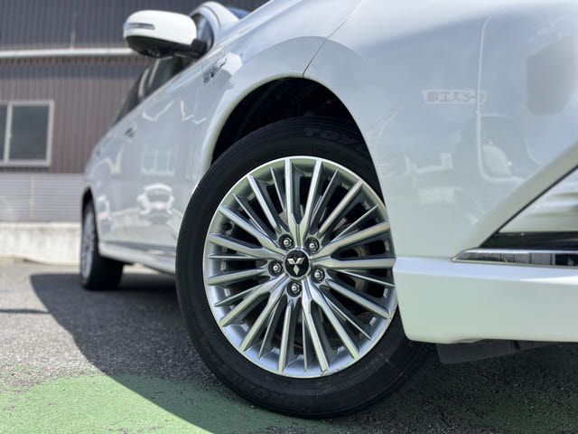 MITSUBISHI OUTLANDER PHEV 2019