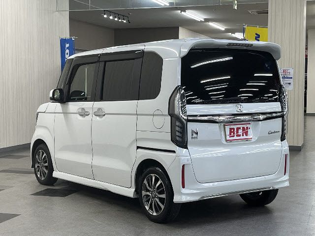 HONDA N BOX CUSTOM 2022