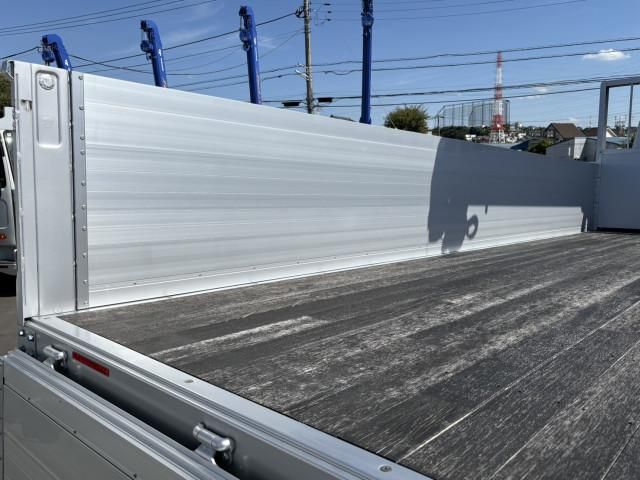 MITSUBISHI FUSOU FIGHTER 2024