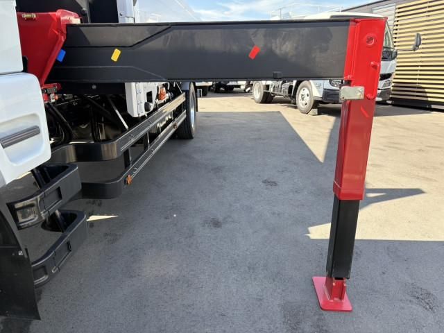 MITSUBISHI FUSOU FIGHTER 2024