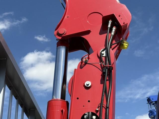 MITSUBISHI FUSOU FIGHTER 2024