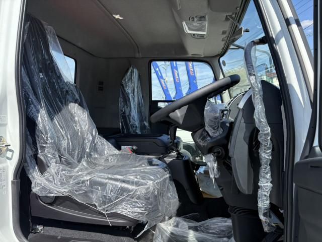 MITSUBISHI FUSOU FIGHTER 2024