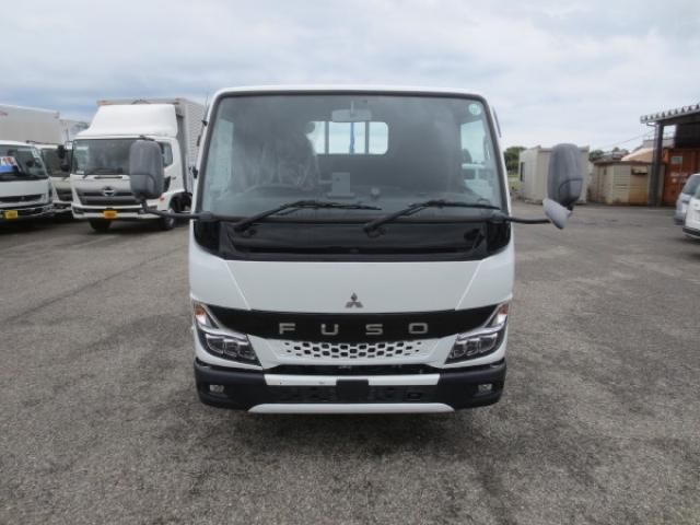 MITSUBISHI CANTER 2021