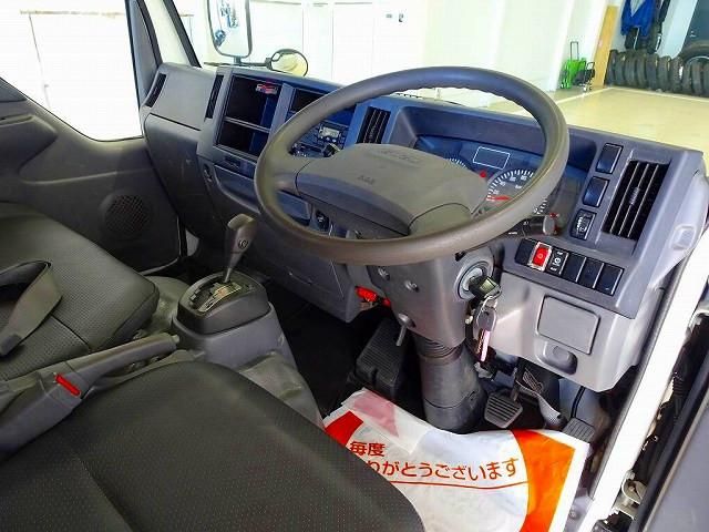 ISUZU ELF 2018