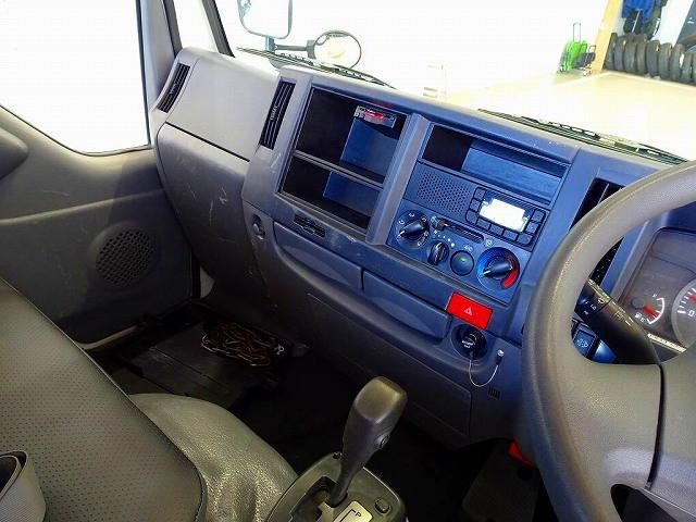 ISUZU ELF 2018