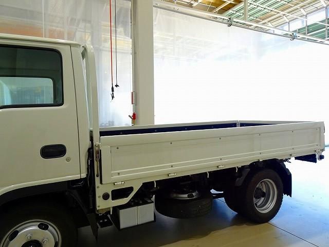 ISUZU ELF 2018