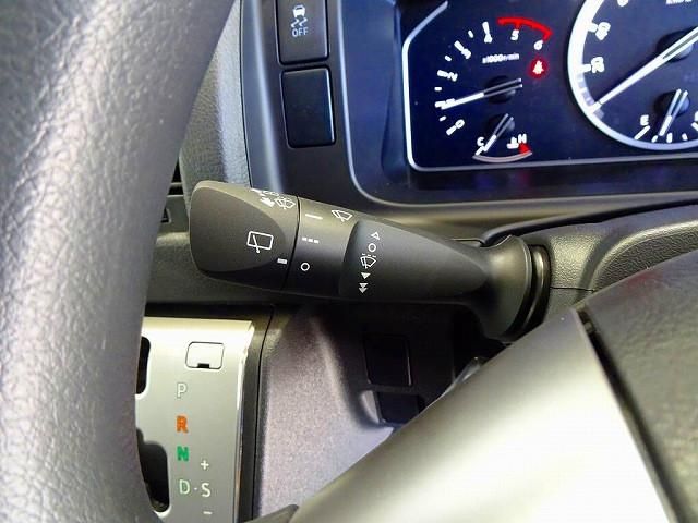 TOYOTA HIACE van 4WD 2025