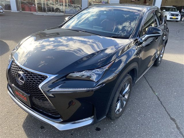 TOYOTA LEXUS NX300h AWD 2015