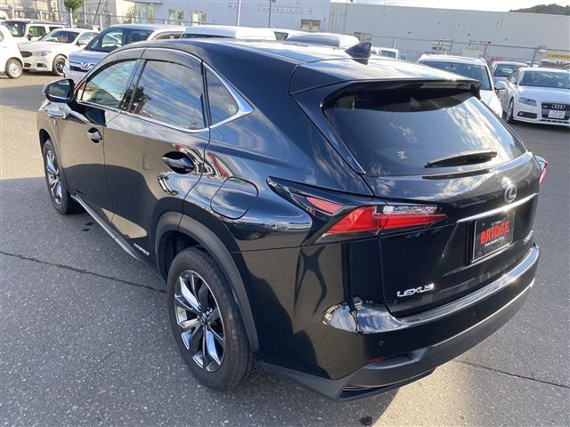 TOYOTA LEXUS NX300h AWD 2015
