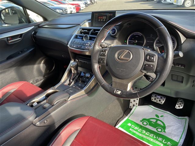 TOYOTA LEXUS NX300h AWD 2015