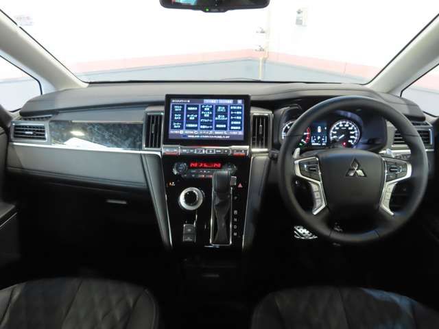 MITSUBISHI DELICA D:5 4WD 2025