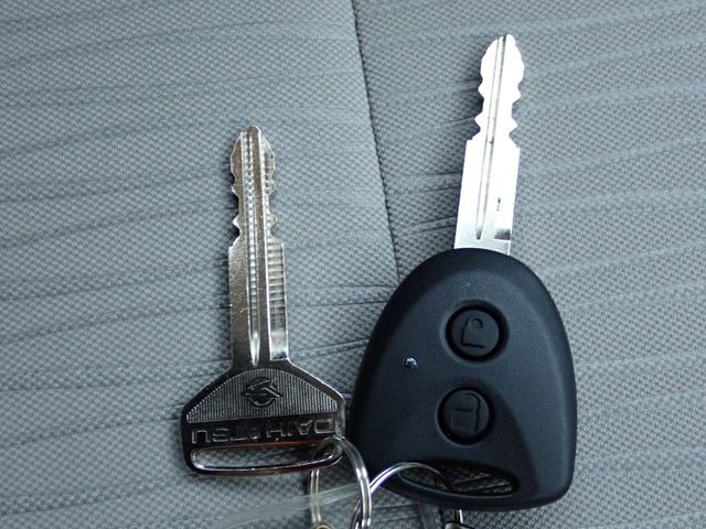 DAIHATSU MIRA e:S 2023