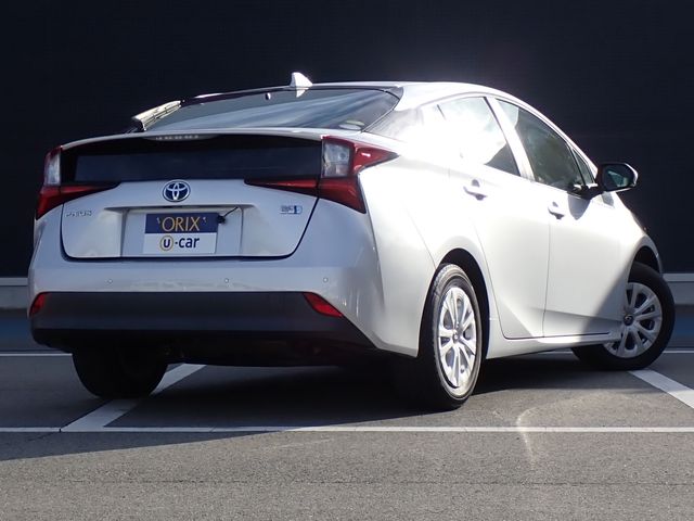 TOYOTA PRIUS 2020