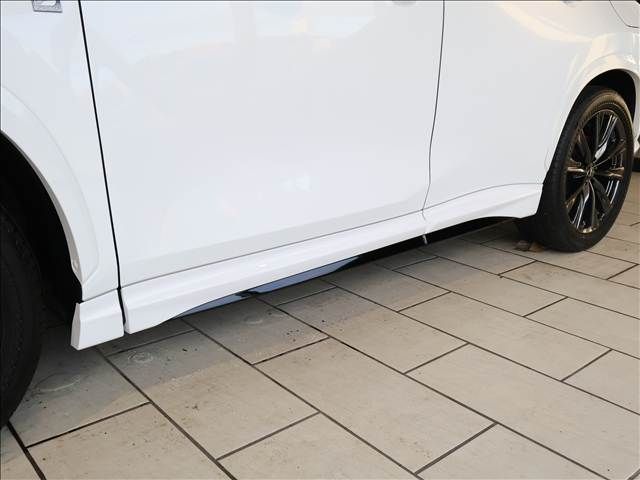 TOYOTA LEXUS NX350h 2023