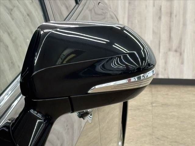 TOYOTA CROWN sedan hybrid 2018