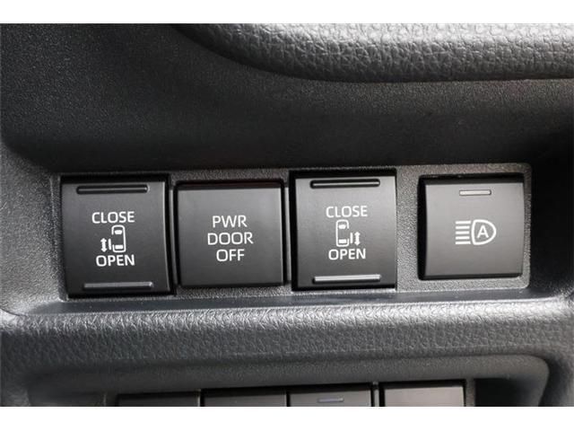 TOYOTA SIENTA HYBRID 2025