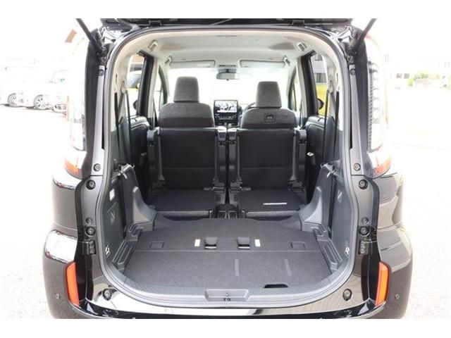 TOYOTA SIENTA HYBRID 2025