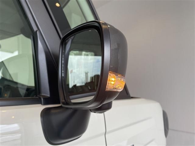 SUZUKI Spacia GEAR 2025