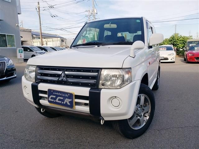 MITSUBISHI PAJERO MINI 2009