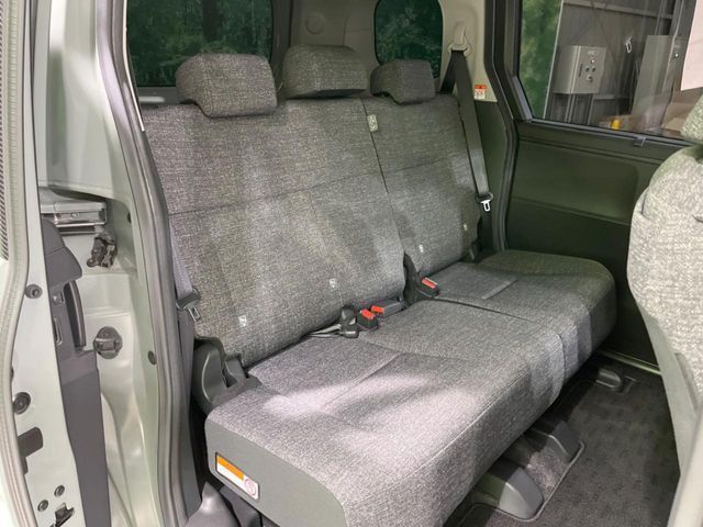 TOYOTA SIENTA HYBRID 2024