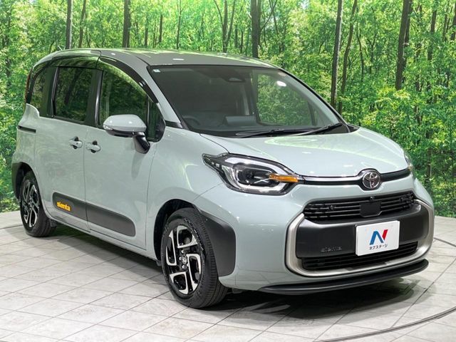 TOYOTA SIENTA HYBRID 2024