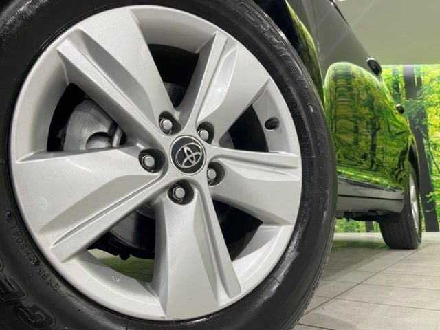 TOYOTA HARRIER 4WD 2015