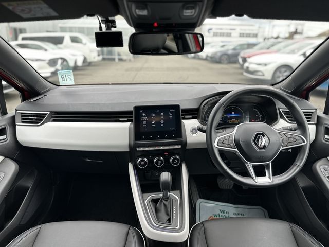 RENAULT RENAULT LUTECIA 2024