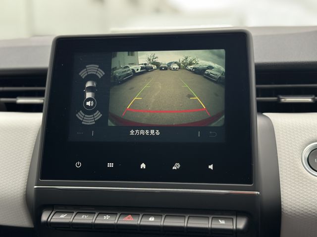 RENAULT RENAULT LUTECIA 2024