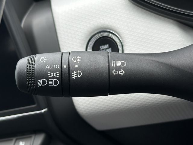 RENAULT RENAULT LUTECIA 2024