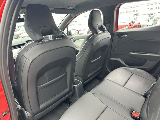 RENAULT RENAULT LUTECIA 2024