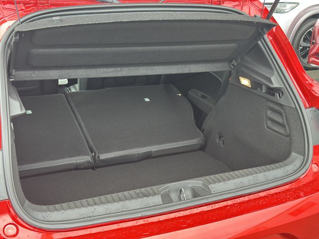 RENAULT RENAULT LUTECIA 2024