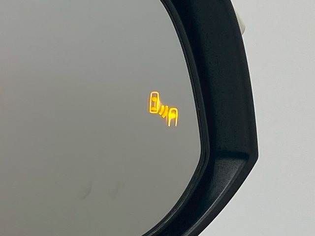 TOYOTA HARRIER HYBRID 2021