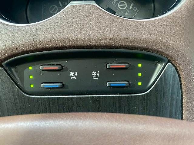 TOYOTA HARRIER HYBRID 2021