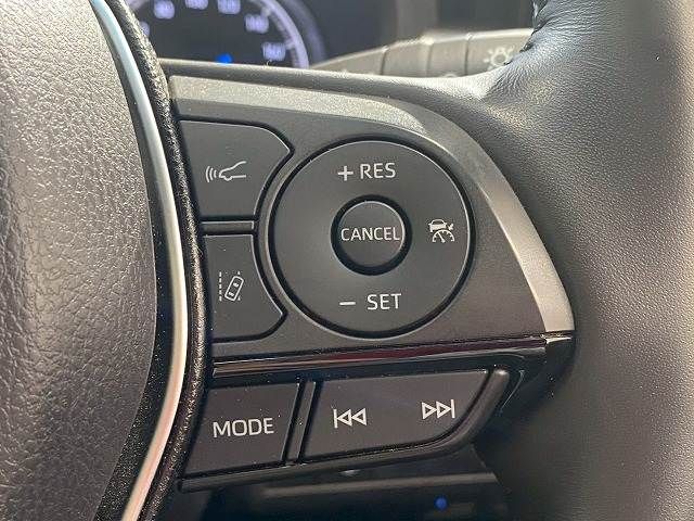 TOYOTA HARRIER HYBRID 2021