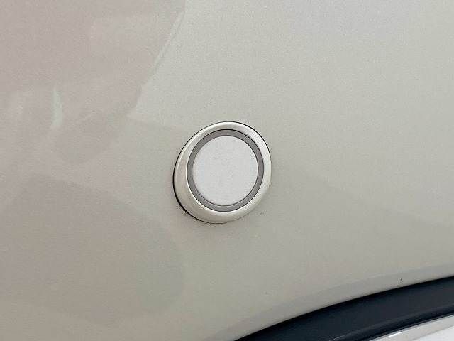 TOYOTA HARRIER HYBRID 2021