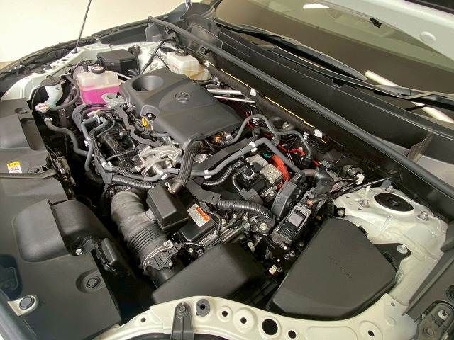 TOYOTA HARRIER HYBRID 2021