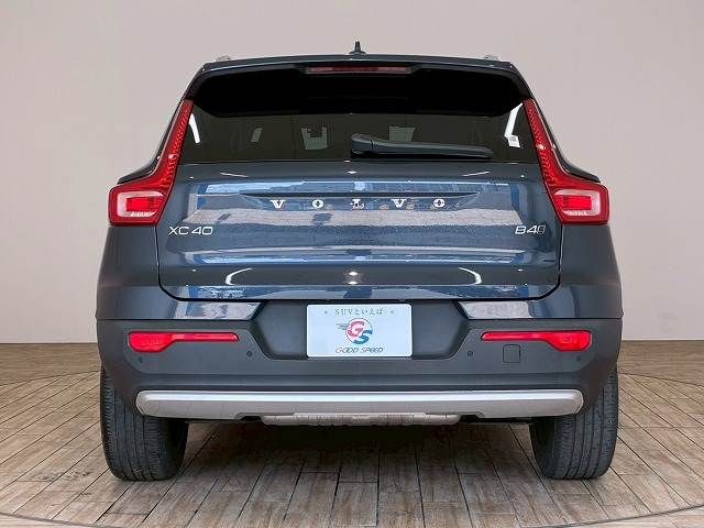 VOLVO VOLVO XC40 2021