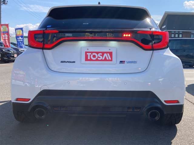 TOYOTA GR YARIS 2024