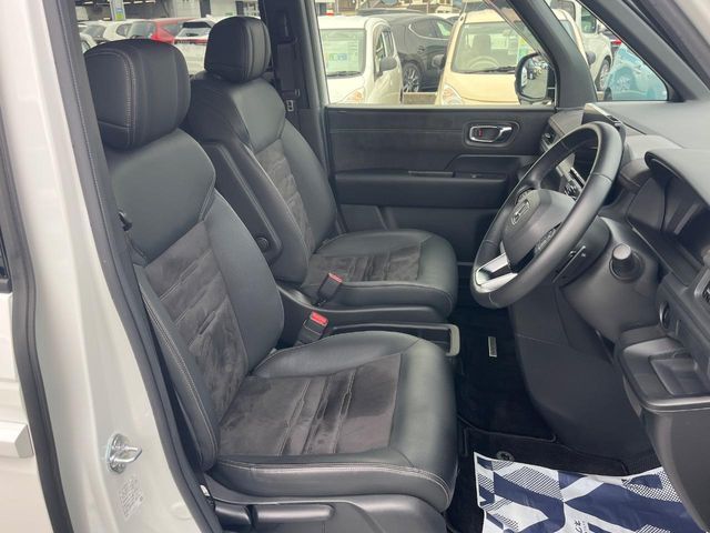 HONDA STEPWAGON e:HEV SPADA 2023