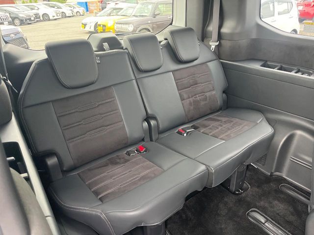 HONDA STEPWAGON e:HEV SPADA 2023